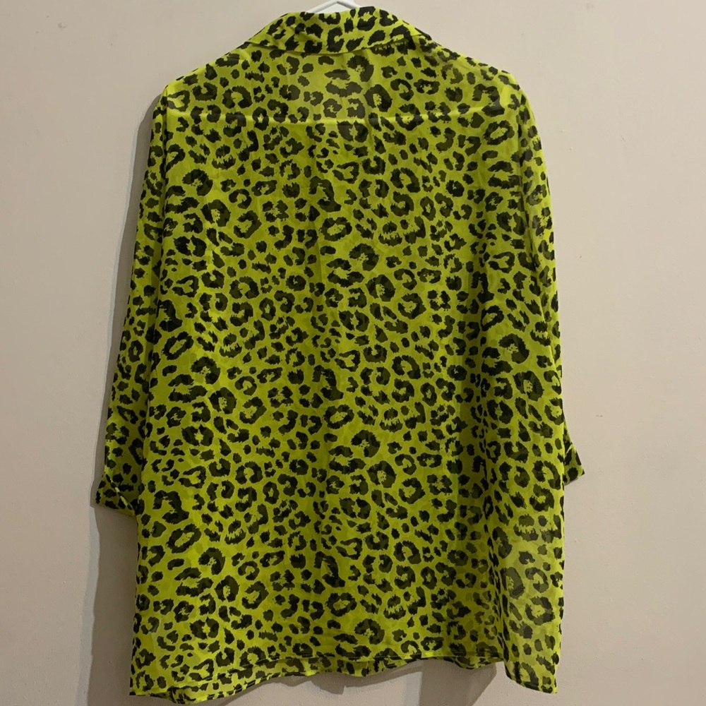ASOS Leopard Print Blouse in Neon Yellow and Black - Picture 4 of 6